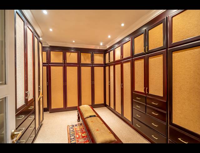 4 BEDROOM HOUSE FOR SALE IN GLENWOOD